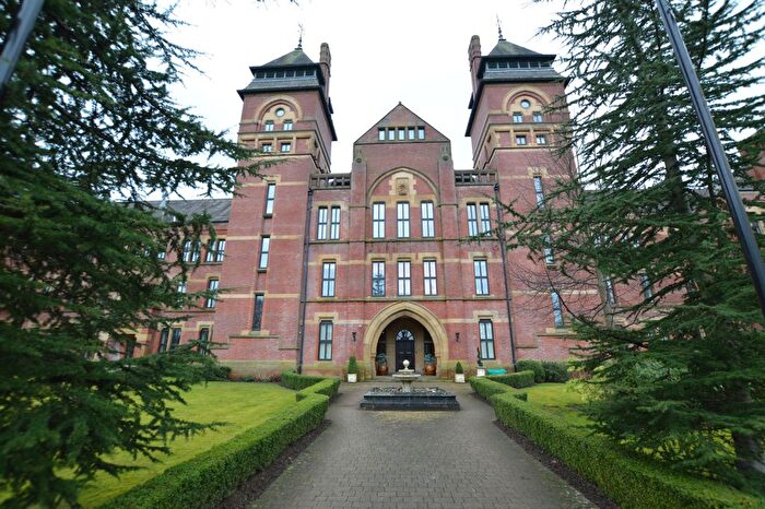 1 Bedroom Flat To Rent In Kingswood Hall, Sheffield, S6