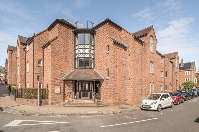 2 Bedroom Retirement Property For Sale In St. Swithun Street, Lions Hall St. Swithun Street, SO23