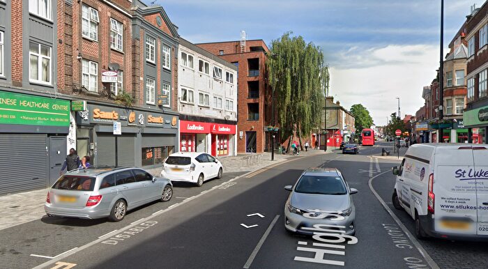 Studio To Rent In High Street, Wealdstone, HA3