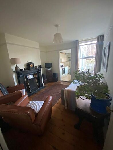 2 Bedroom Cottage To Rent In Fielding Street, Faversham, ME13