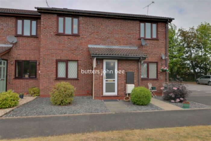 2 Bedroom Maisonette To Rent In Randle Bennett Close, CW11