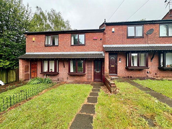 2 Bedroom Property To Rent In Portland Court, Nottingham, NG5