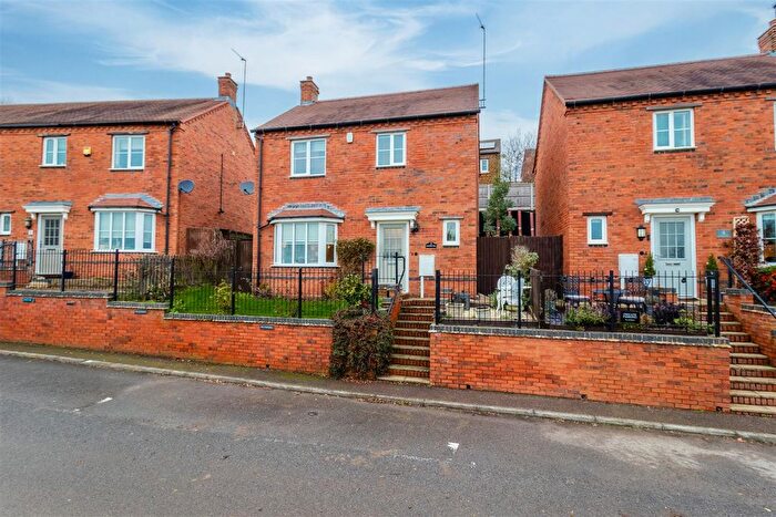 3 Bedroom Detached House For Sale In Howcombe Gardens, Napton, Southam, CV47