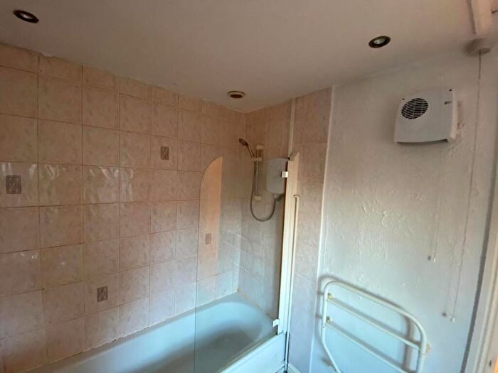 1 Bedroom Flat To Rent In Western Road, Sutton Coldfield, B73