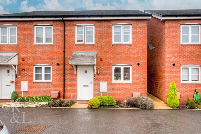 3 Bedroom Semi Detached House For Sale In Elizabeth Drive, Edwalton, Nottingham, NG12