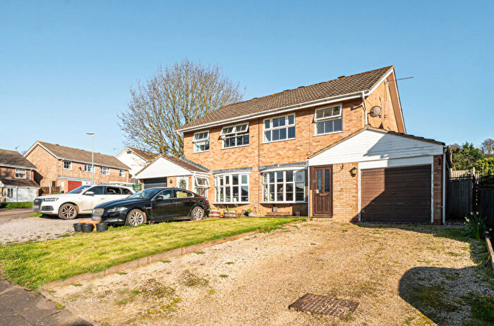 3 Bedroom Semi Detached House For Sale In Bearlands, Wotton-under-Edge, Gloucestershire, GL12
