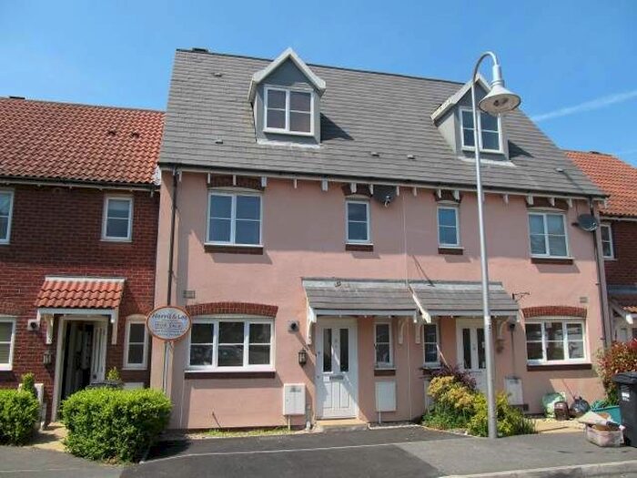 4 Bedroom Property To Rent In Meadow Place, St Georges, Weston-Super-Mare, BS22