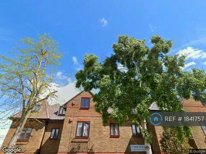 1 Bedroom Flat To Rent In Tudor House, Mitcham, CR4