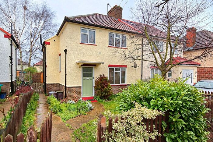 1 Bedroom Maisonette To Rent In Fielding Avenue, Twickenham, TW2