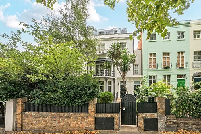 4 Bedroom Flat For Sale In Holland Park Avenue, London, W11