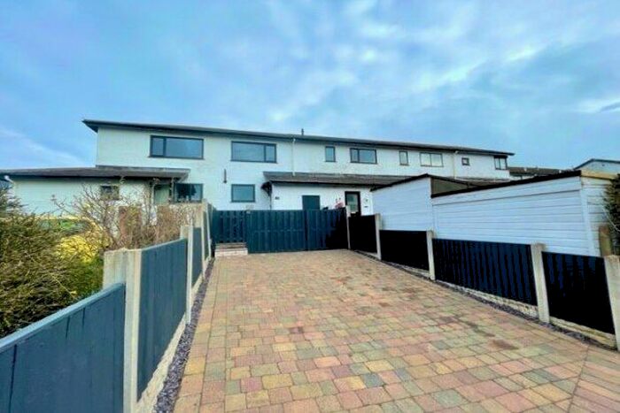 2 Bedroom Terraced House To Rent In Deganwy Road, Aberconwy, LL31