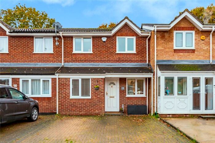 3 Bedroom Terraced House For Sale In Webster Close, Hornchurch, RM12