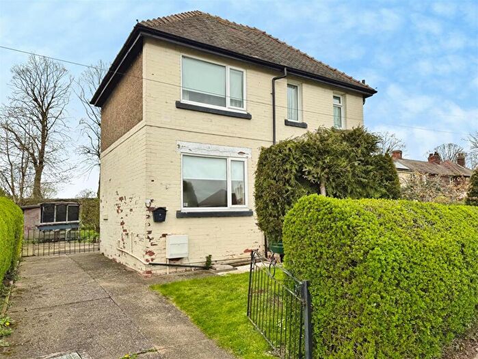 3 Bedroom Semi-Detached House For Sale In Forest Lane, Worksop, S80