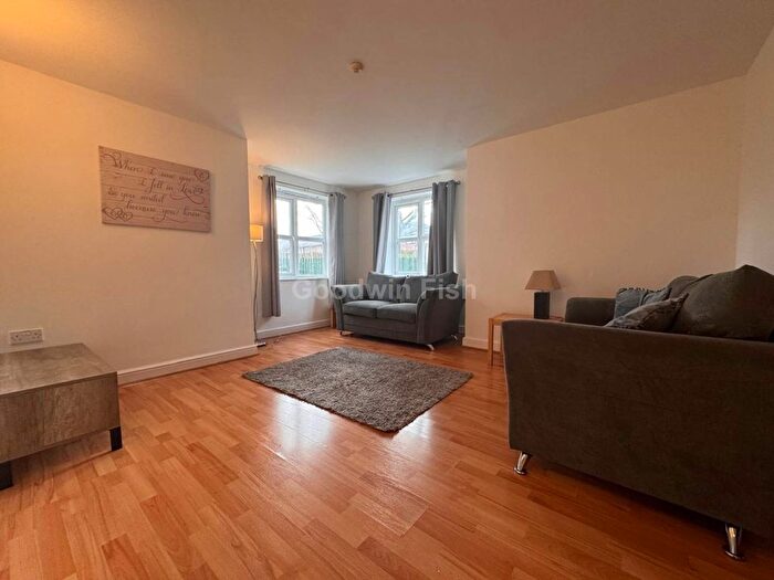 2 Bedroom Flat To Rent In Greenwood Road, Wythenshawe, M22