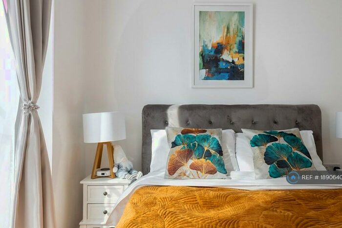 1 Bedroom Flat To Rent In Edwin Street, London, E16