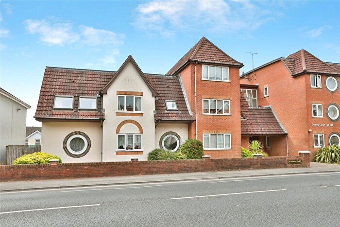 1 Bedroom Flat For Sale In Bournemouth Road, Poole, Dorset, BH14