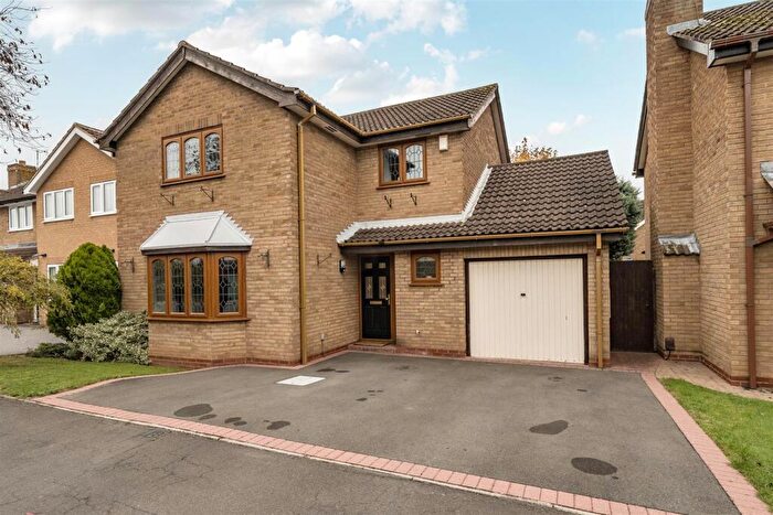 4 Bedroom Detached House For Sale In Milby Drive, Nuneaton, CV11