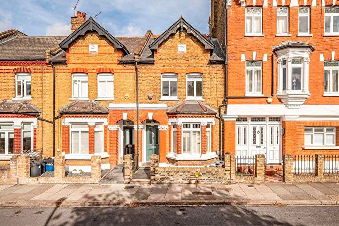 4 Bedroom Terraced House To Rent In Amyand Park Road, St Margarets, TW1