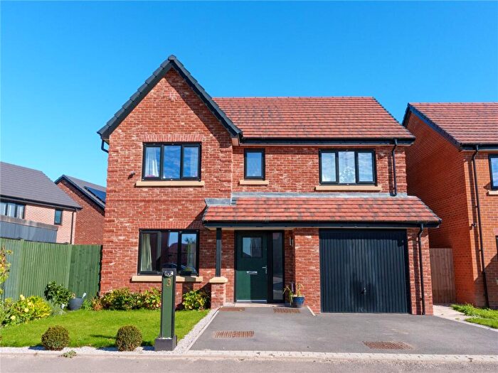4 Bedroom Detached House For Sale In Wolverton Avenue, Moreton, Wirral, CH46