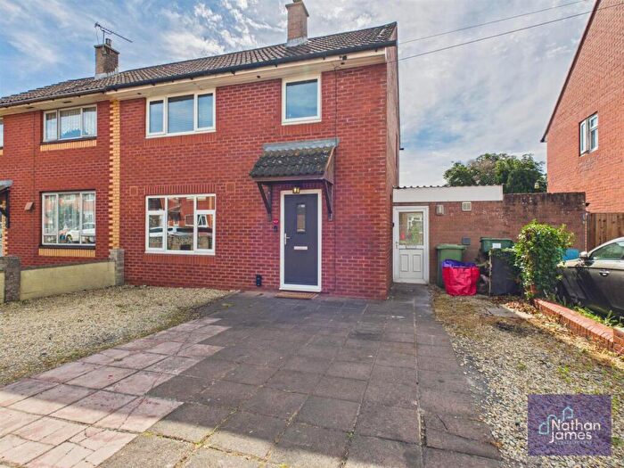 3 Bedroom Semi-Detached House For Sale In Park Road, Caldicot, NP26