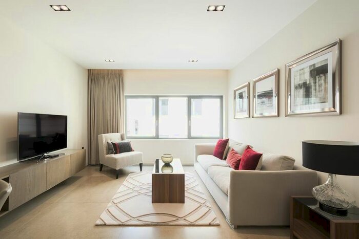 1 Bedroom Flat To Rent In Babmaes Street, Mayfair, London, London Borough Of Westminster, SW1Y