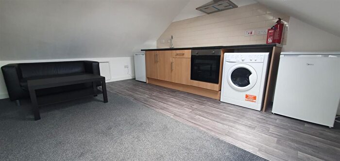 1 Bedroom Flat To Rent In Flora Street, Cathays, Cardiff, CF24