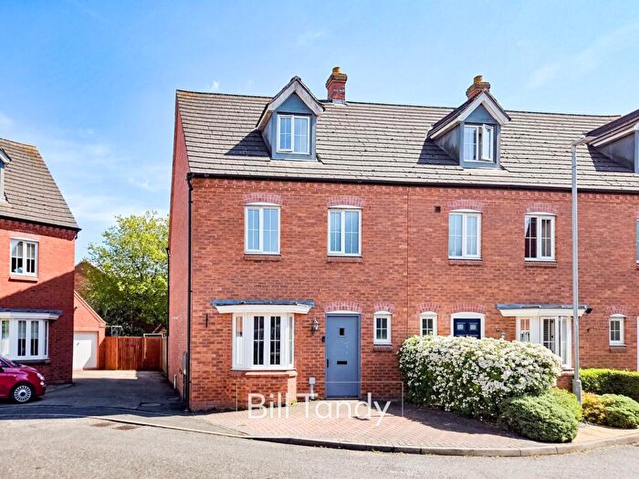 4 Bedroom End Of Terrace House For Sale In Mellor Drive, Alrewas, Burton-on-Trent, DE13