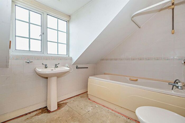 4 Bedroom Terraced House For Sale In Back Lane, Sowerby, YO7