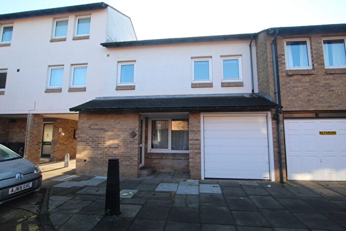 2 Bedroom Terraced House To Rent In Coronation Street, Cambridge, CB2