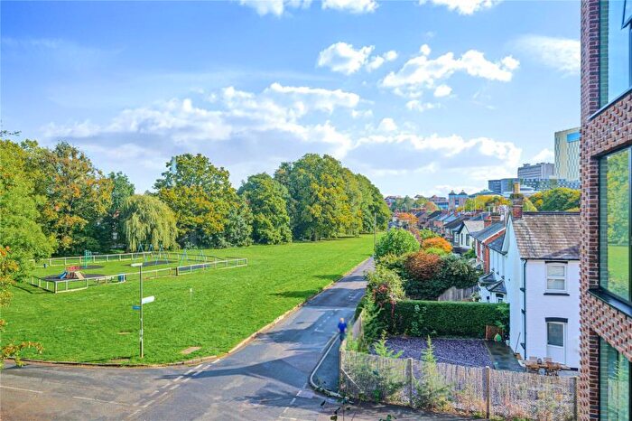 2 Bedroom Retirement Property To Rent In Horsell, Woking, GU21