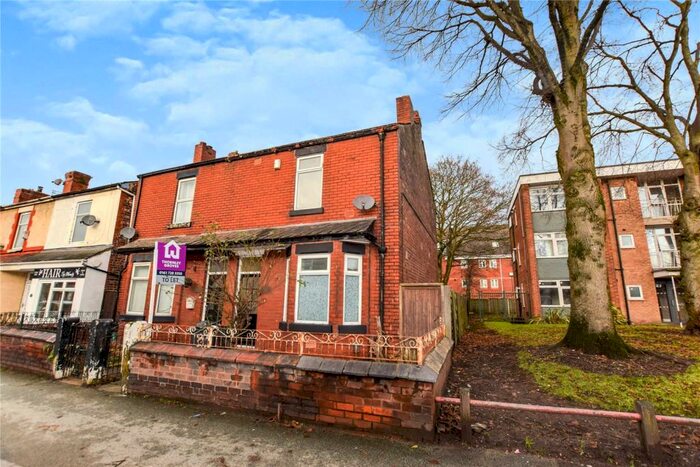 2 Bedroom End Of Terrace House To Rent In Parrin Lane, Eccles, Manchester, M30