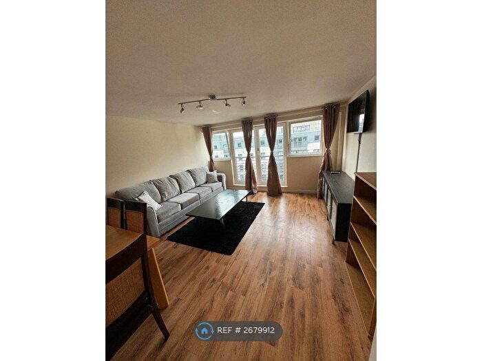 2 Bedroom Flat To Rent In Wallace Street, Glasgow, G5