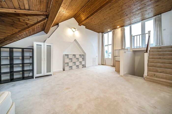 5 Bedroom Property To Rent In Eyot Gardens, London, W6