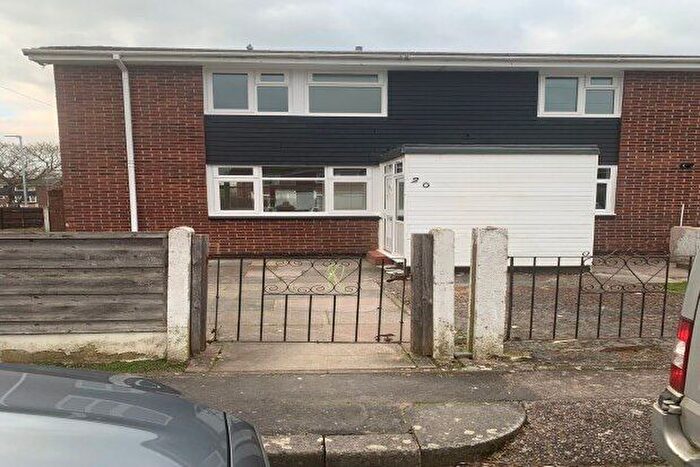 4 Bedroom End Of Terrace House To Rent In Goodwood Avenue, Sale, M33