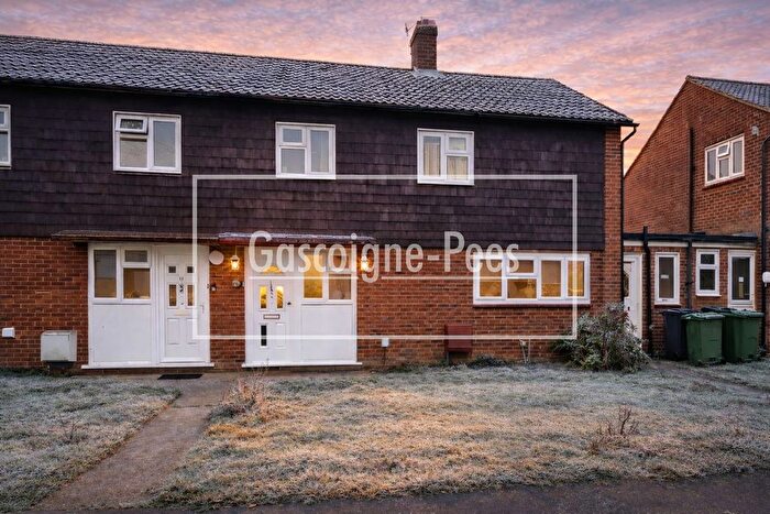 3 Bedroom Semi Detached House To Rent In Broomfield, Guildford, GU2