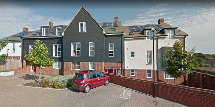 2 Bedroom Flat To Rent In Ashbottom Close, Stevenage, SG2
