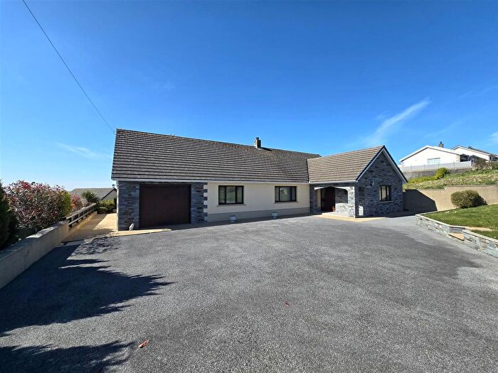 3 Bedroom Detached Bungalow For Sale In St. Clears, Llangynin, SA33