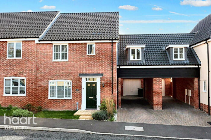 3 Bedroom Semi-Detached House For Sale In Clifton Drive, Thetford, IP24