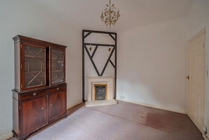 3 Bedroom Terraced House For Sale In Bushy Park, Wainfelin, Pontypool, NP4