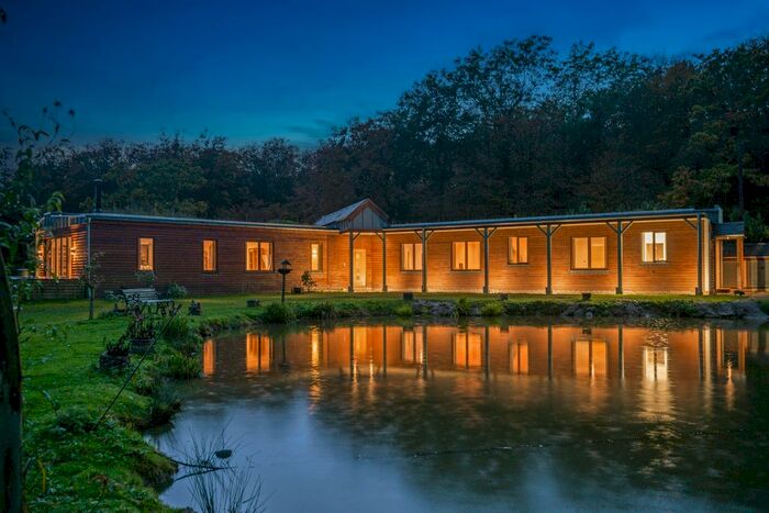 3 Bedroom Detached House For Sale In Studdens Lane, Trolliloes, BN27