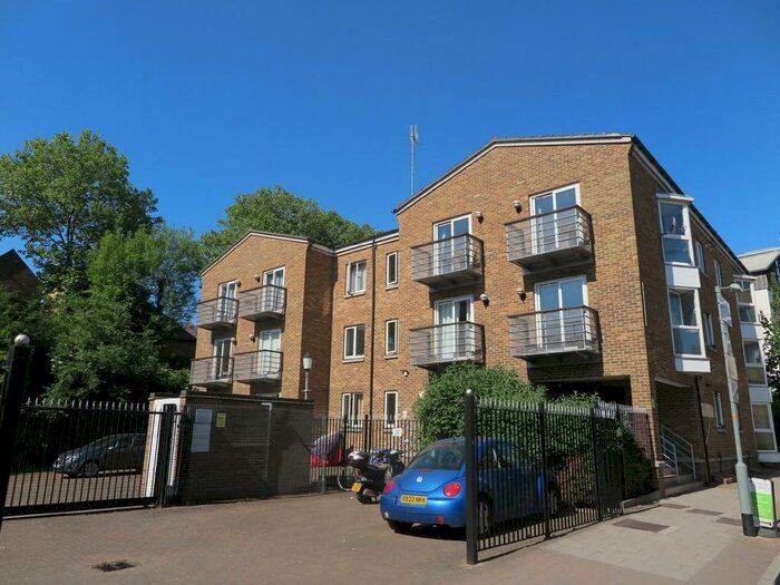 2 Bedroom Apartment To Rent In Plough Way, Surrey Quays, SE16