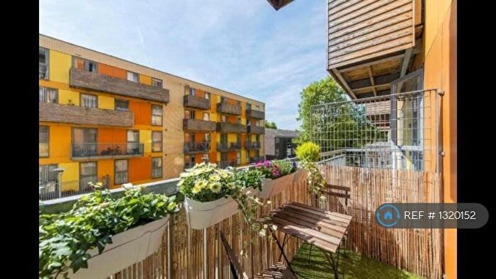 2 Bedroom Flat To Rent In Wenlock Street, London, N1
