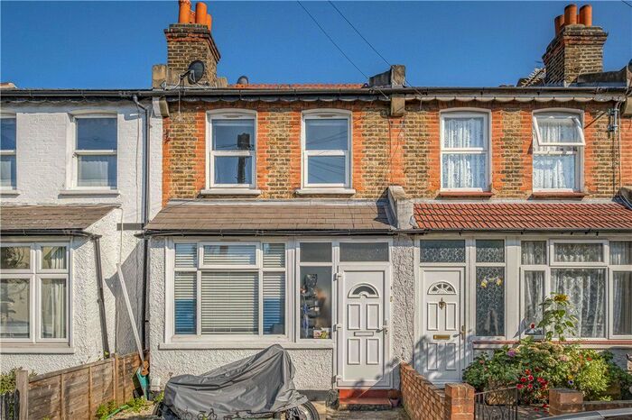 3 Bedroom Terraced House To Rent In Lansdell Road, Mitcham, CR4