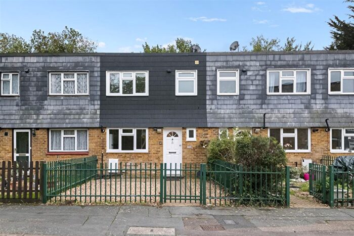 3 Bedroom Terraced House For Sale In Greatfields Drive, Uxbridge, UB8