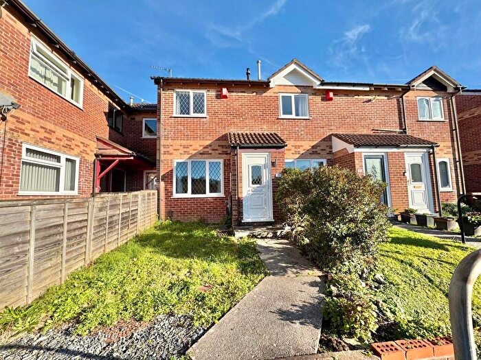 2 Bedroom End Of Terrace House To Rent In Honiton Walk, Plymouth, PL5