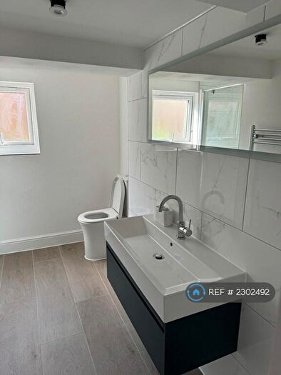 7 Bedroom Semi-Detached House To Rent In Snowdon Road, Bristol, BS16