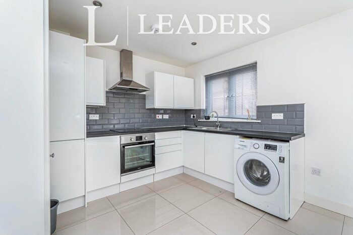 1 Bedroom Apartment To Rent In SpireView, Southamtpon, SO15