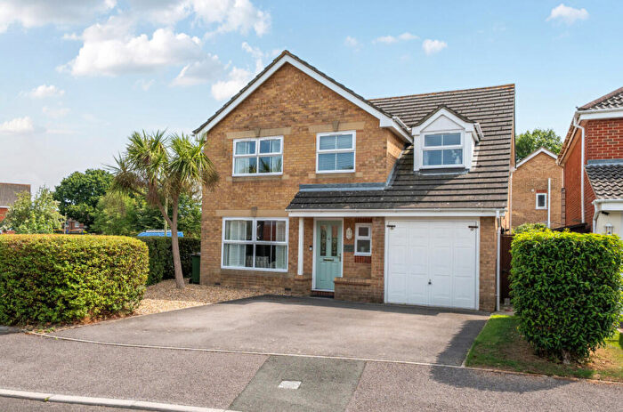 5 Bedroom Detached House For Sale In Spitfire Way, Hamble, Hampshire, SO31