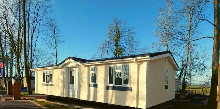2 Bedroom Park Home For Sale In Berrynarbor Residential Park, Ilfracombe, Devon, EX34