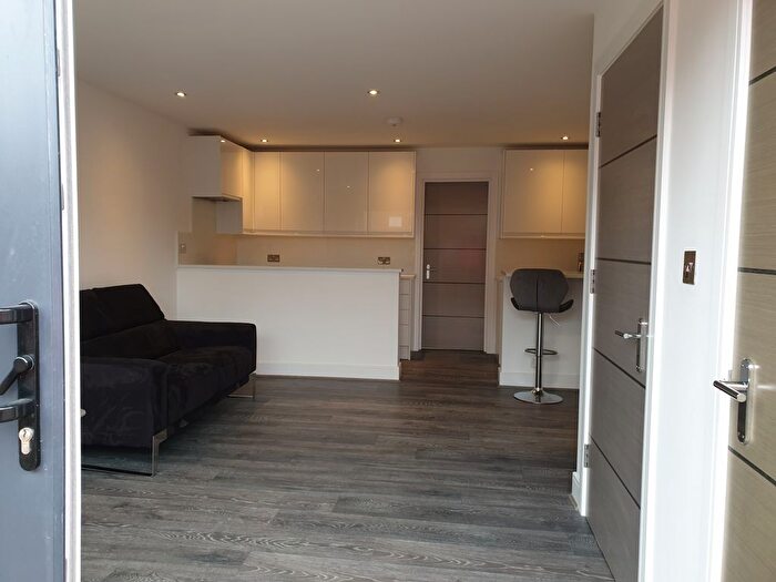 1 Bedroom Flat To Rent In A Wellington Avenue, Blackfen, Sidcup, DA15